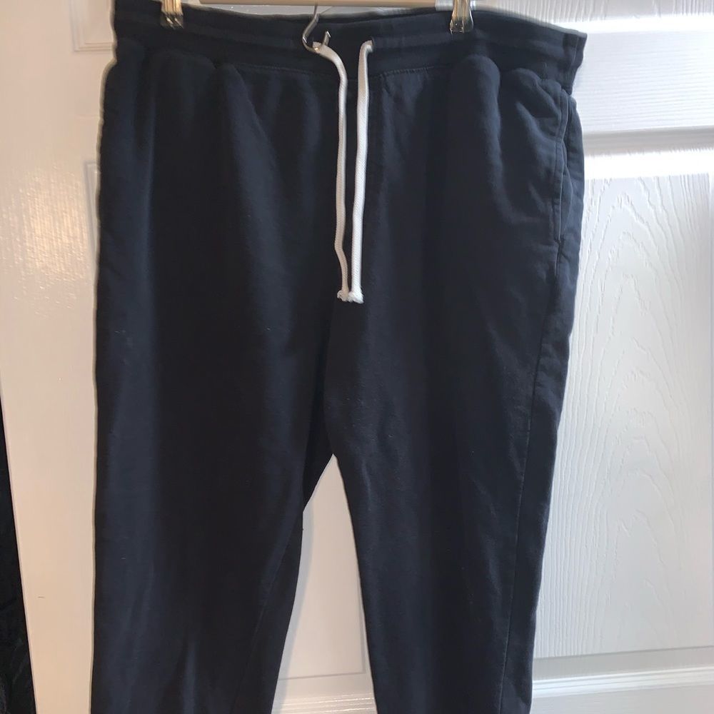 Arizona Jean Company black sweatpants.